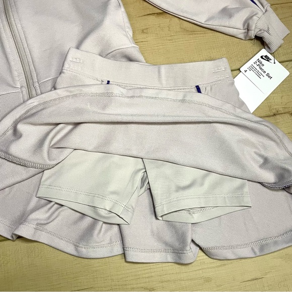 Nike Kids Girls Varsity Prep Toddler Track Scooter Jacket and Skirt Set XS 3-4 - Picture 5 of 6